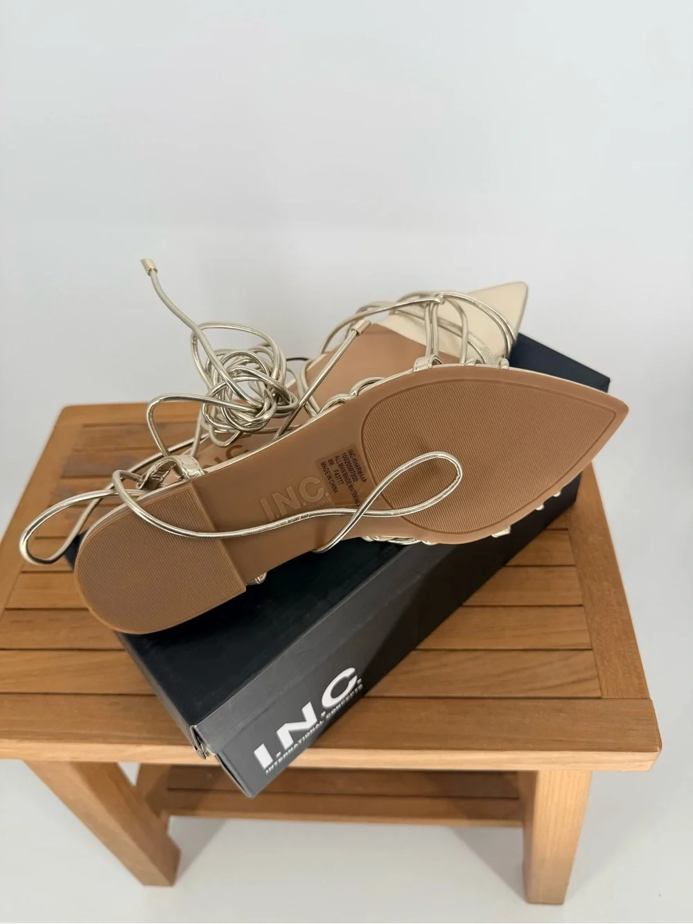 INC International Concepts Metallic Gold Lace-Up Pointed  KHARMAAP SIZE 8M